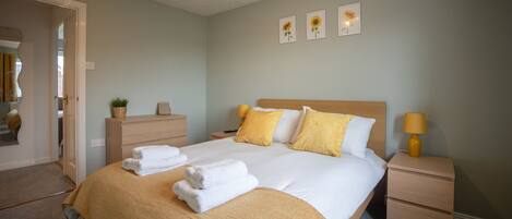 2 chambres, fer et planche à repasser, Wi-Fi gratuit