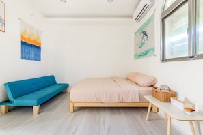 Standard Double Room | Blackout drapes, free WiFi, bed sheets - Ocean Diary (Lyudao)