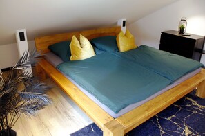 2 makuuhuonetta, vuodevaatteet