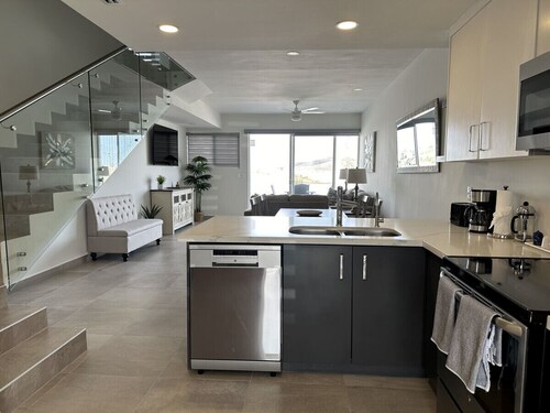 Eagle Village @ Islas del Mar C9