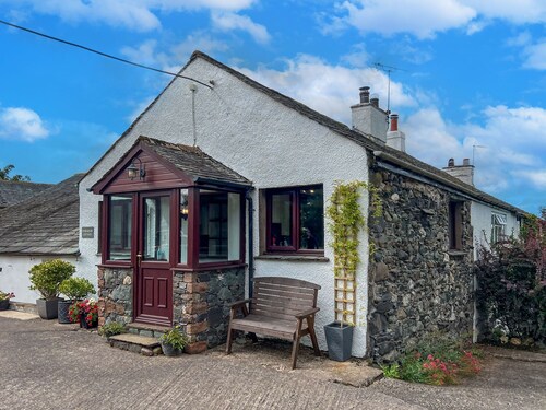 Bassenthwaite Farm Cottage -  a cottage that sleeps 5 guests  in 2 bedrooms