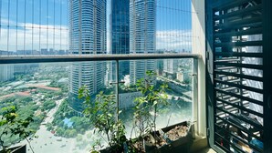 Front of property - TITRI House Vinhomes Skylake Apartment (Hanoi)