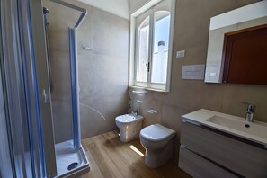 Standard-Haus, Mehrere Schlafzimmer (Casa Panorama 2 in Front of the Sea) | Badezimmer
