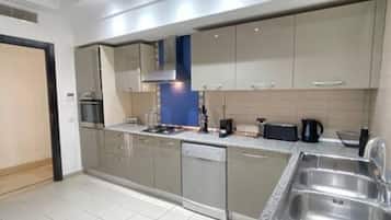 Apartment | 3 bedrooms, Internet