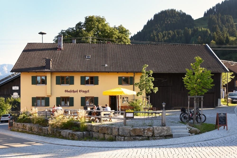 Alps Hostel