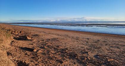 The Well - a cottage that sleeps 4 guests in 2 bedrooms