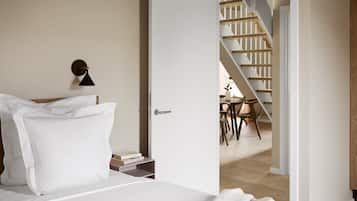 1 dormitori, planxa i posts de planxar, un bressol de viatge i wifi