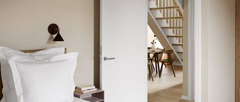 1 dormitorio, tabla de planchar con plancha, cuna de viaje y wifi