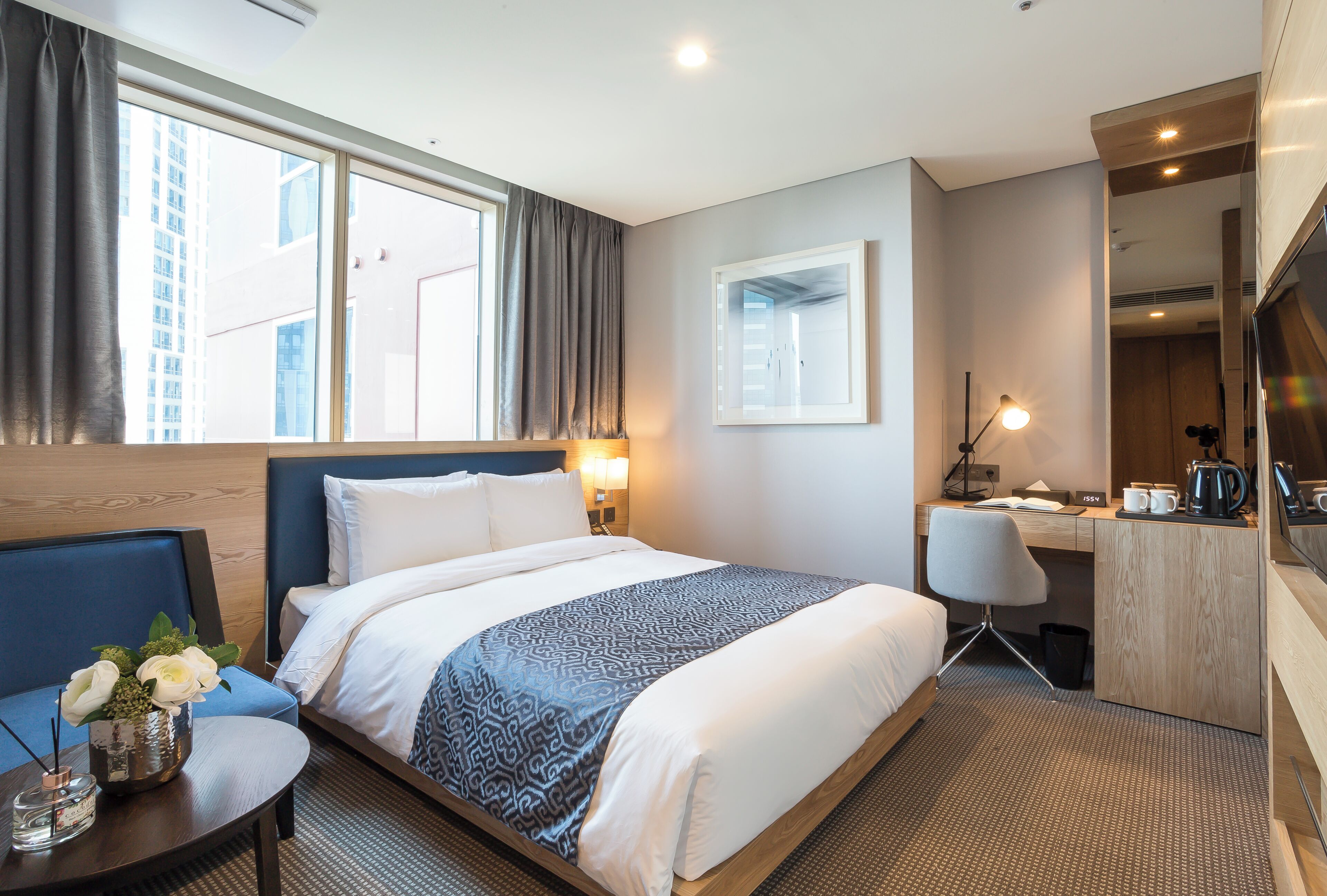 In-room safe, desk, blackout drapes, free WiFi