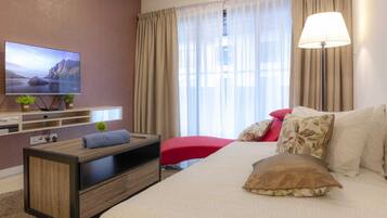 1 bedroom, iron/ironing board, WiFi, bed sheets