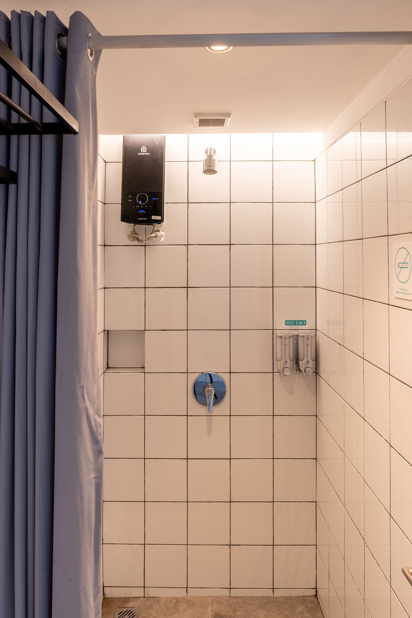 Douche de la salle de bain