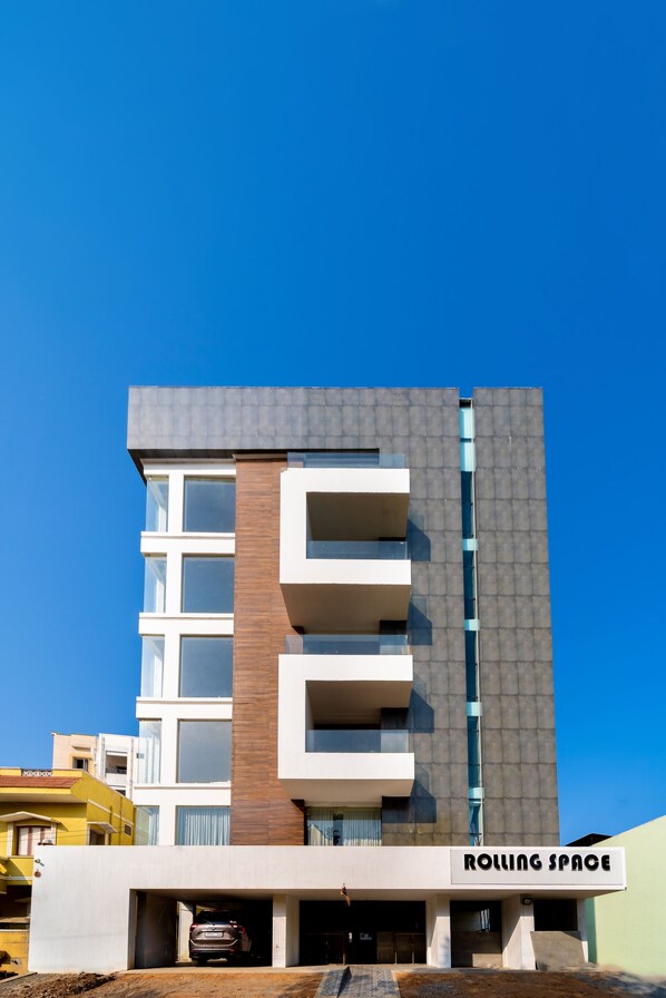 Exterior - Rolling space (Puducherry)