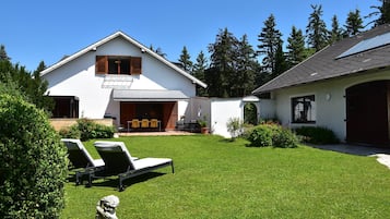Extérieur