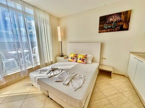 Bed sheets - MENADA * Aheloy palace * Cozy studio  (Aheloy)