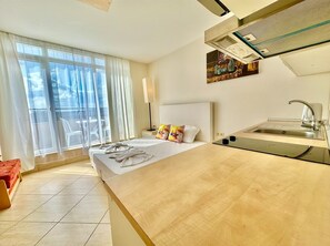 Interior - MENADA * Aheloy palace * Cozy studio  (Aheloy)