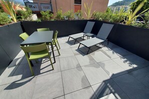 Outdoor dining - ApartmentsGarda - Residenza Garda Deluxe - A3 (Garda)