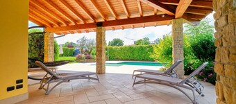 ApartmentsGarda - Villa Leone Salionze