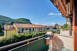Property grounds - ApartmentsGarda - Casa Eline (Garda)