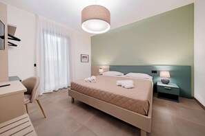 1 bedroom, iron/ironing board, WiFi, bed sheets - ApartmentsGarda - Residenza Garda Deluxe - A4 (Garda)