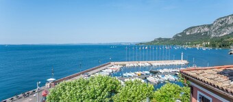 ApartmentsGarda - Baia Del Garda 5