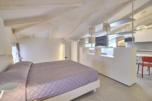 1 camera, ferro/asse da stiro, Wi-Fi, lenzuola
