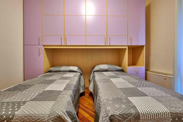 2 Schlafzimmer, Bügeleisen/Bügelbrett, WLAN, Bettwäsche
