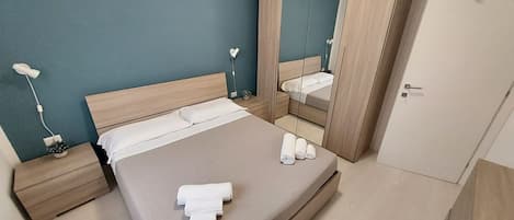 1 camera, Wi-Fi, lenzuola