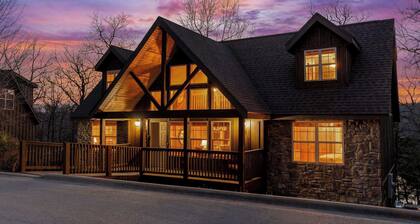 America's Cabin! 3 Pools! By Silver Dollar City!