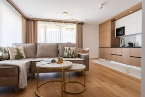 40-inch flat-screen TV with cable channels