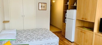 Charming Studio with Loggia, Close to Spa and Town Center - Amélie-les-Bains