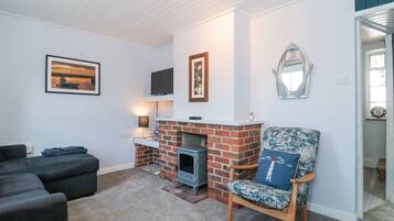 Cottage | Living area