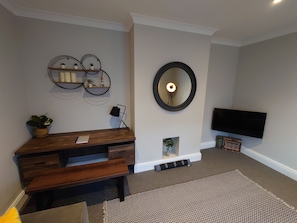 Interior - Modern & Cosy 2 bedroom Bungalow Near Bath, Bristol & The Cotswolds (Bath)