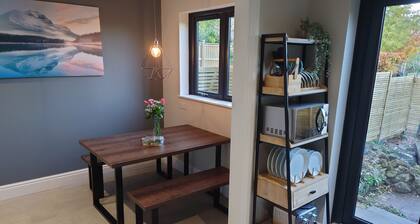 Newly renovated 2-bed bungalow