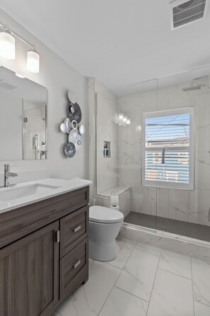 Hair dryer, towels