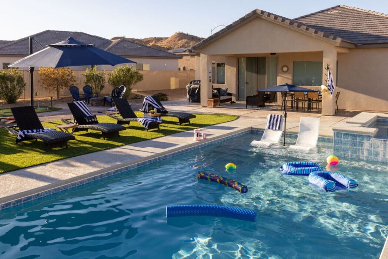 Fun for all in our pool and balls and floats.