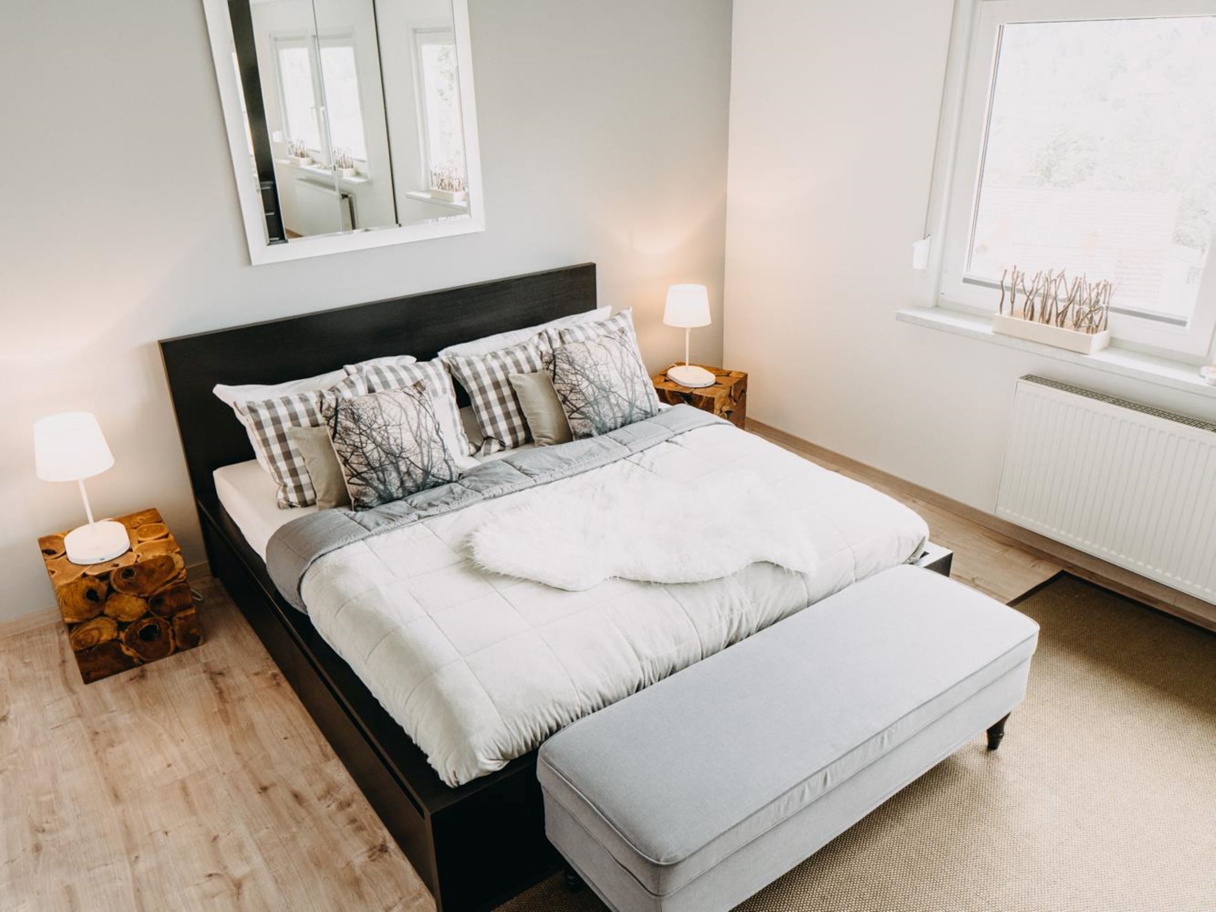 2 Schlafzimmer, Schreibtisch, Bügeleisen/Bügelbrett, kostenloses WLAN