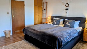 Room - Holiday Apartment Weißer Hirsch in House Sabine (Braunlage)