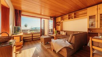 Télévision, livres, chaßne hi-fi