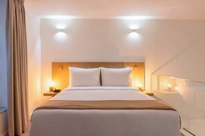 1 chambre, fer et planche à repasser, lit parapluie, Wi-Fi