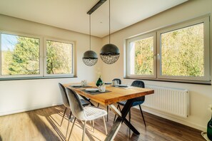 تناول الطعام