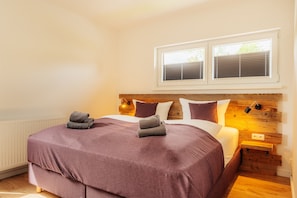 2 bedrooms, iron/ironing board, travel crib, free WiFi - Holiday Apartment Reitstieg – Modern Harz Getaway with Terrace (Braunlage)