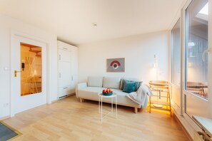 Televisión, libros, estéreo