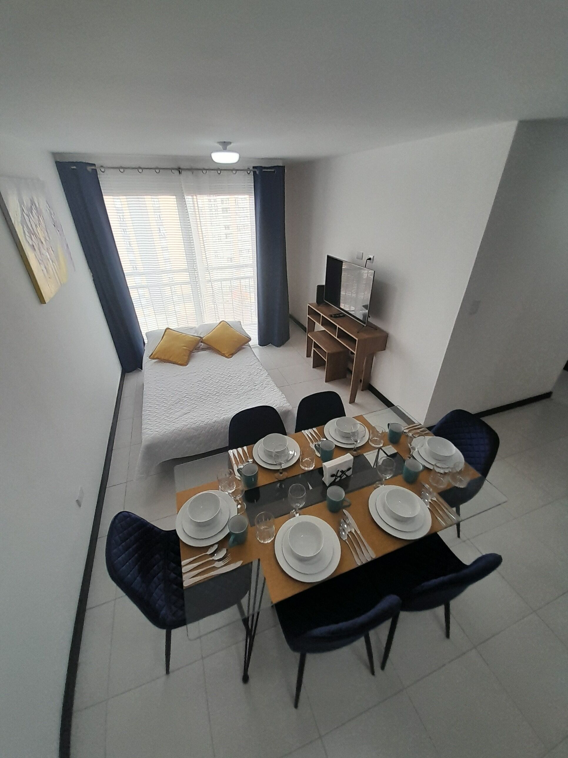 3 dormitoris, planxa i posts de planxar, wifi i roba de llit 