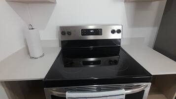 Microwave, oven, stovetop, coffee/tea maker