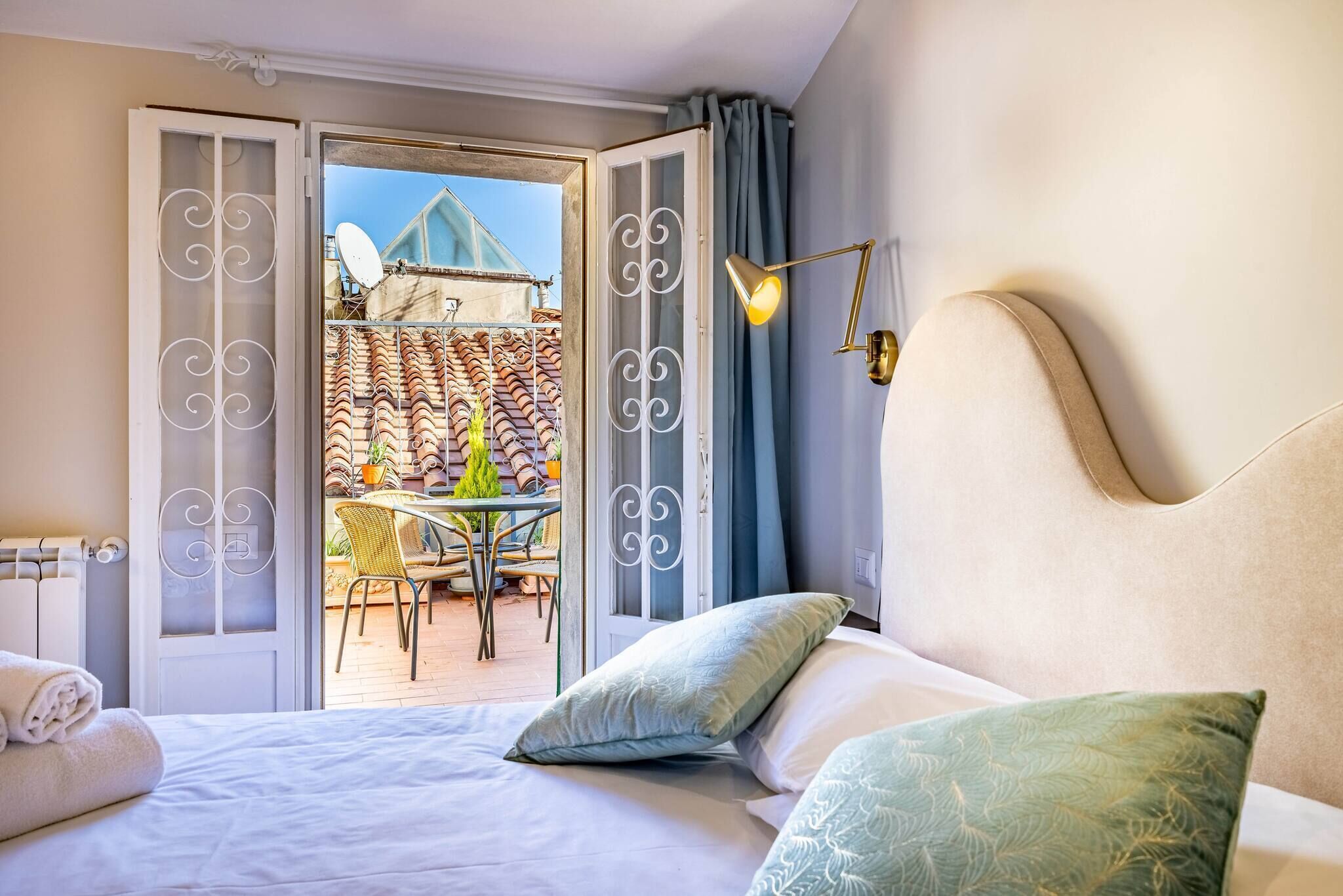 3 chambres, fer et planche à repasser, accès au Wi-Fi (inclus)