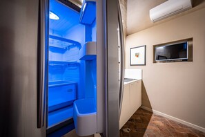 2 soverom, strykejern/-brett, reiseseng for barn og wi-fi (inkludert)