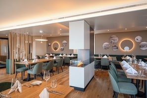 Restaurant - See & Park Hotel Feldbach (Steckborn)