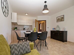 Interior - Holiday apartment with air conditioning (Štinjan)