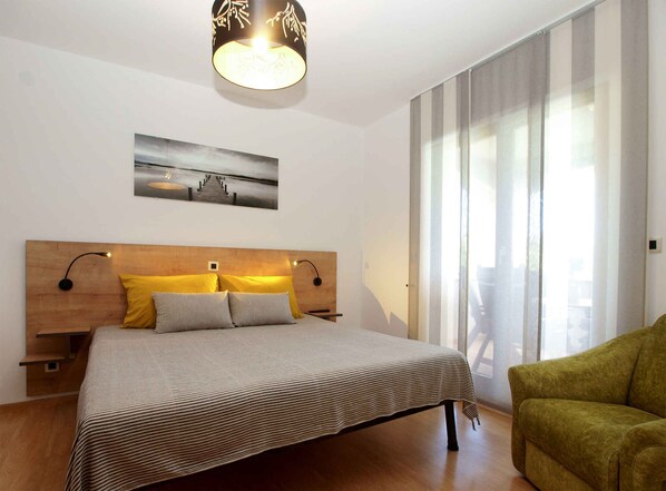 2 bedrooms, WiFi - Holiday apartment with air conditioning (Štinjan)