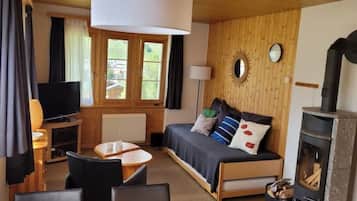 Smart-TV, DVD-Player, Stereoanlage